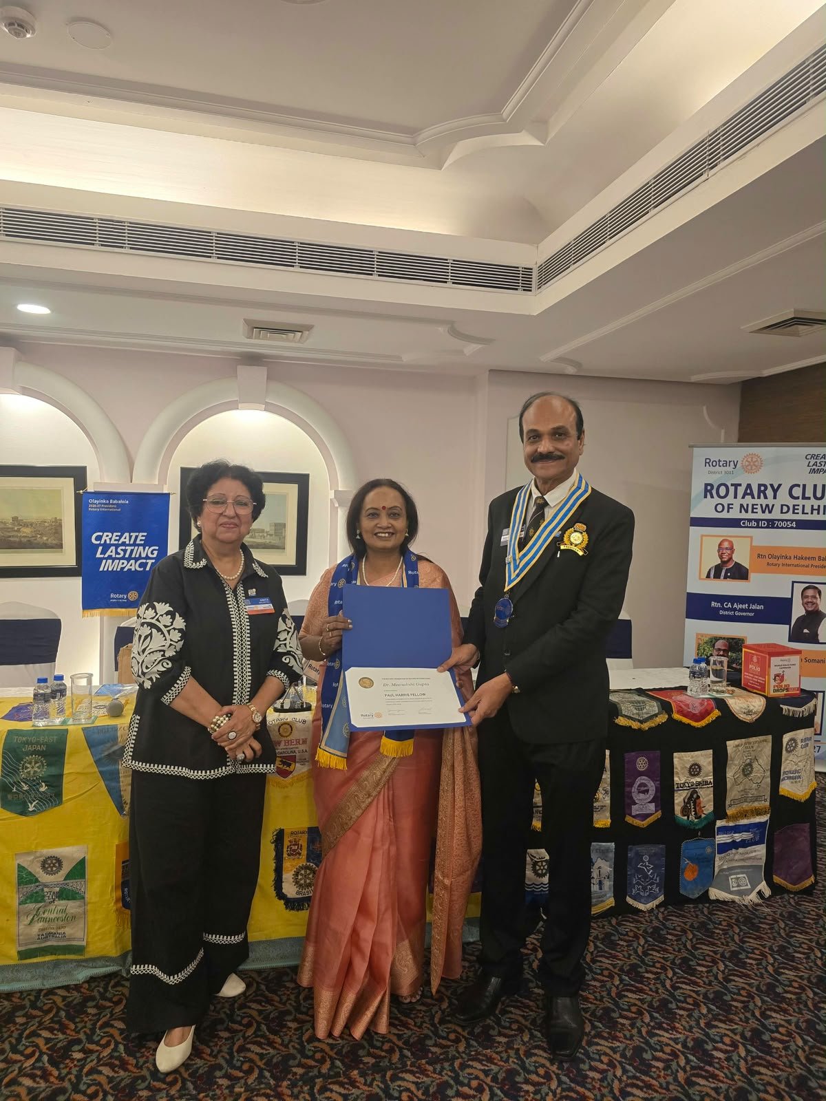 Honouring Excellence: Dr. Meenakshi Gupta Receives the Prestigious Paul Harris Fellowship from Rotary Club ?, S. D. Public School